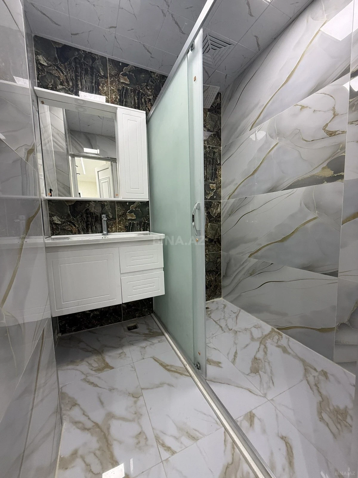 Satılır 3 otaqlı mənzil 85 m²