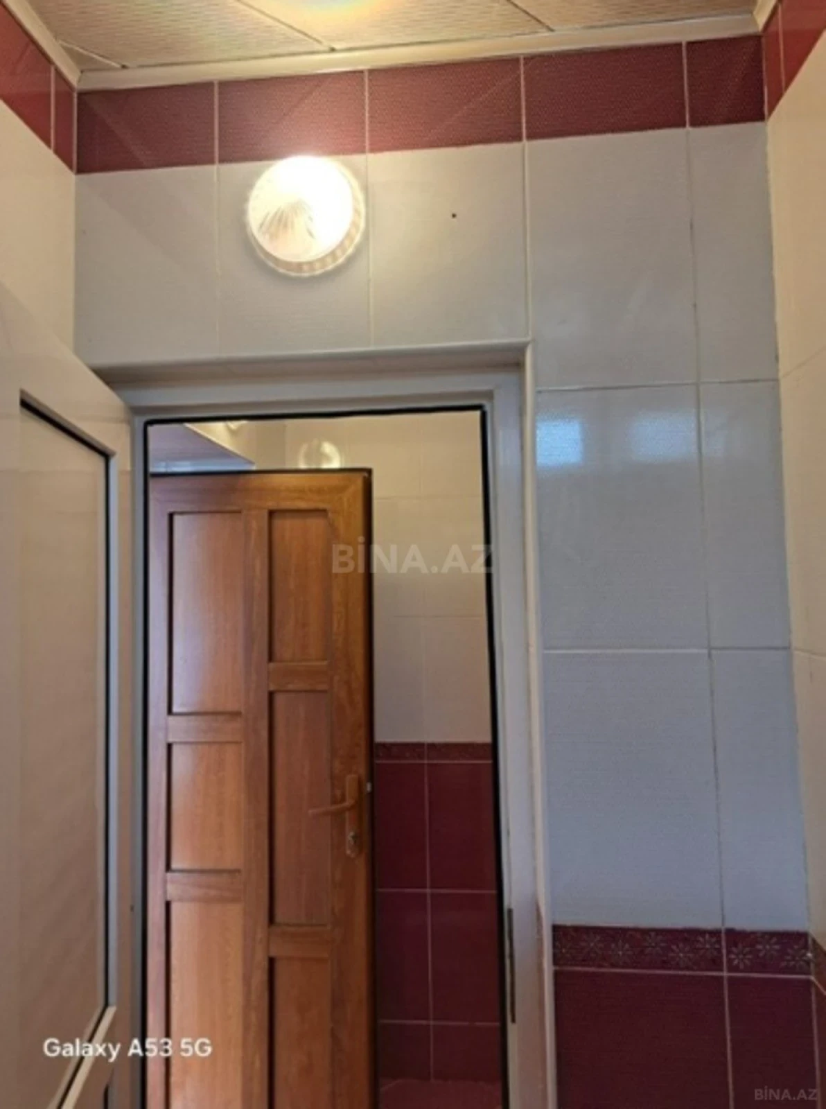 Satılır 8 otaqlı həyət evi 295 m²