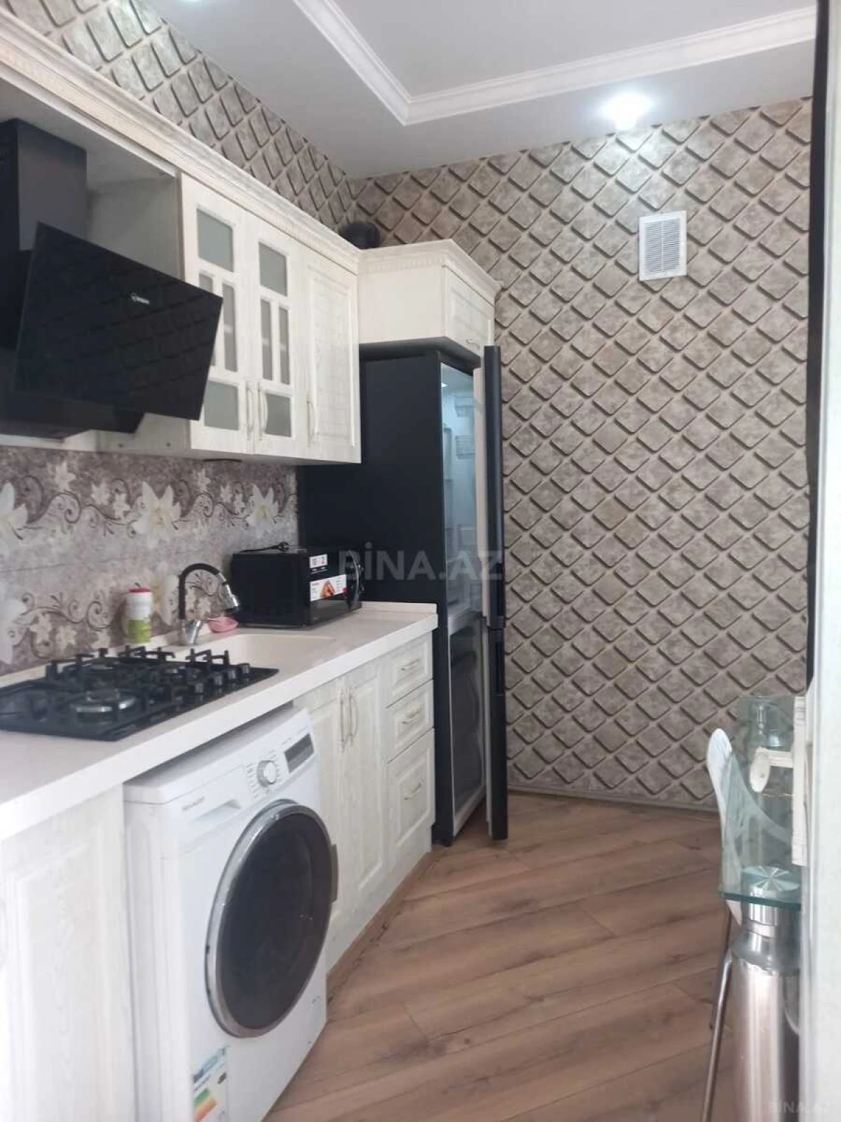 Kirayə verilir 3 otaqlı mənzil 80 m²