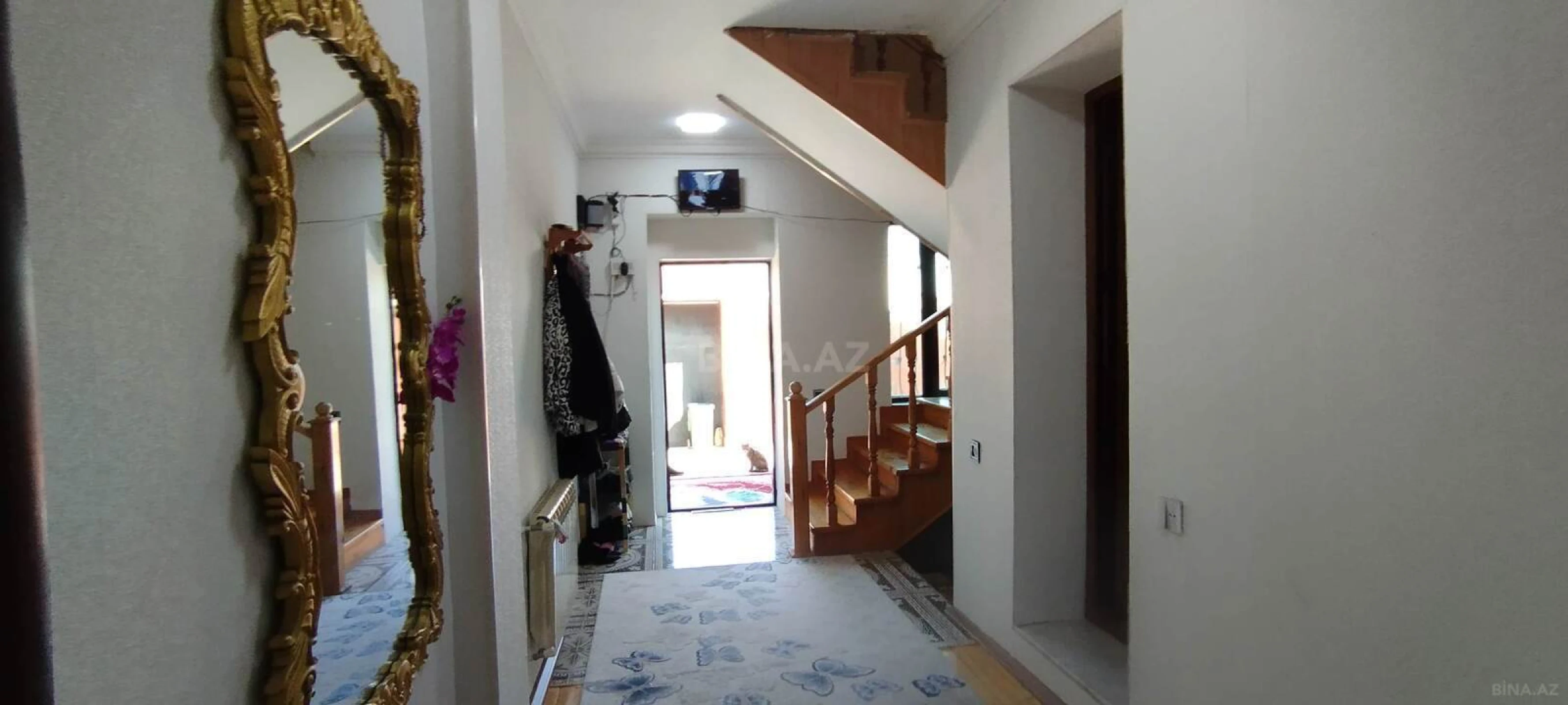 Satılır 5 otaqlı həyət evi 140 m²