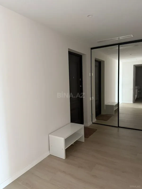 Kirayə verilir 2 otaqlı mənzil 110 m²
