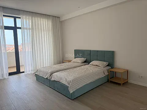 Kirayə verilir 2 otaqlı mənzil 110 m²