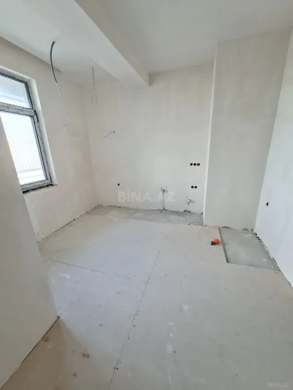 Satılır 3 otaqlı mənzil 153 m²