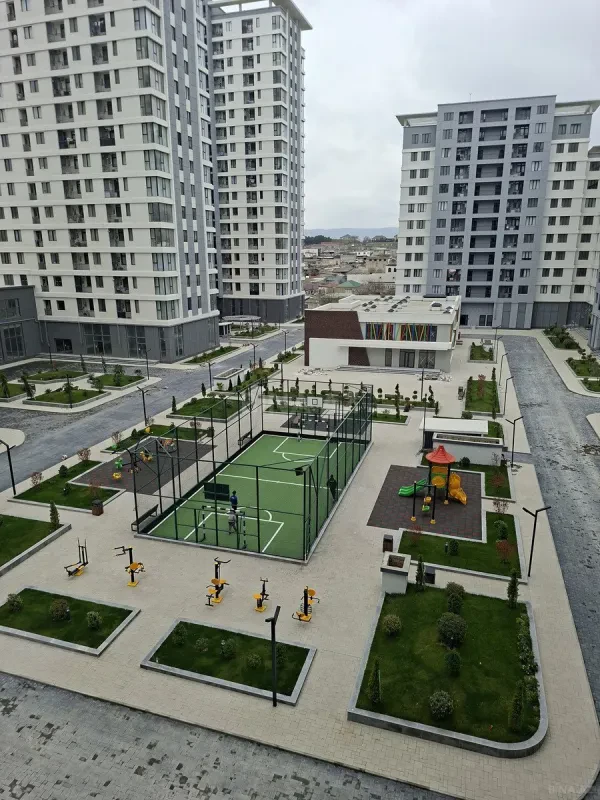 Satılır 2 otaqlı mənzil 108 m²