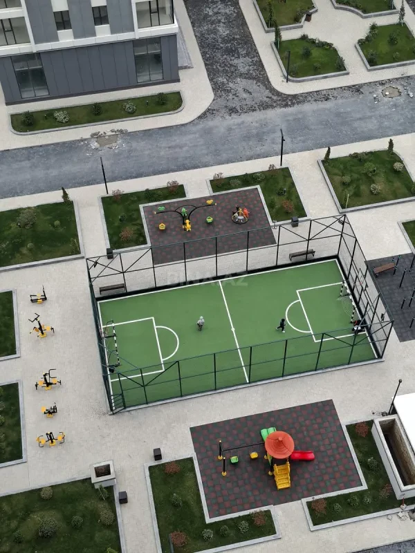 Satılır 2 otaqlı mənzil 108 m²