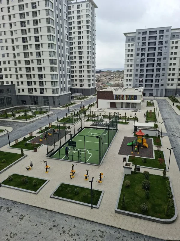 Satılır 2 otaqlı mənzil 108 m²