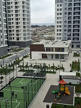 Satılır 2 otaqlı mənzil 108 m²