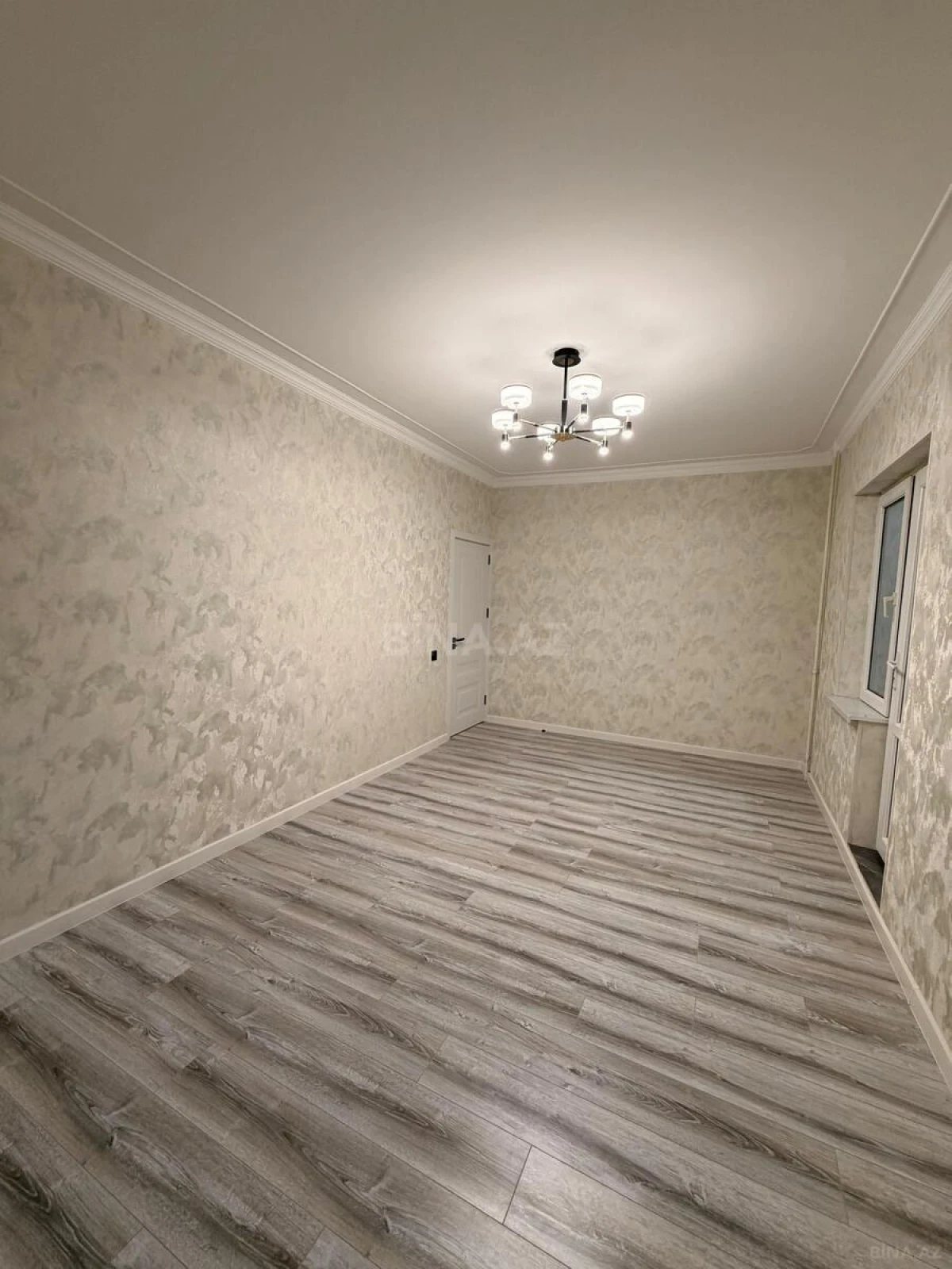 Satılır 1 otaqlı mənzil 40 m²