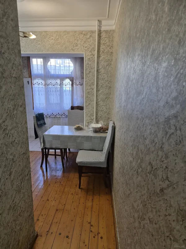 Satılır 2 otaqlı mənzil 60 m²