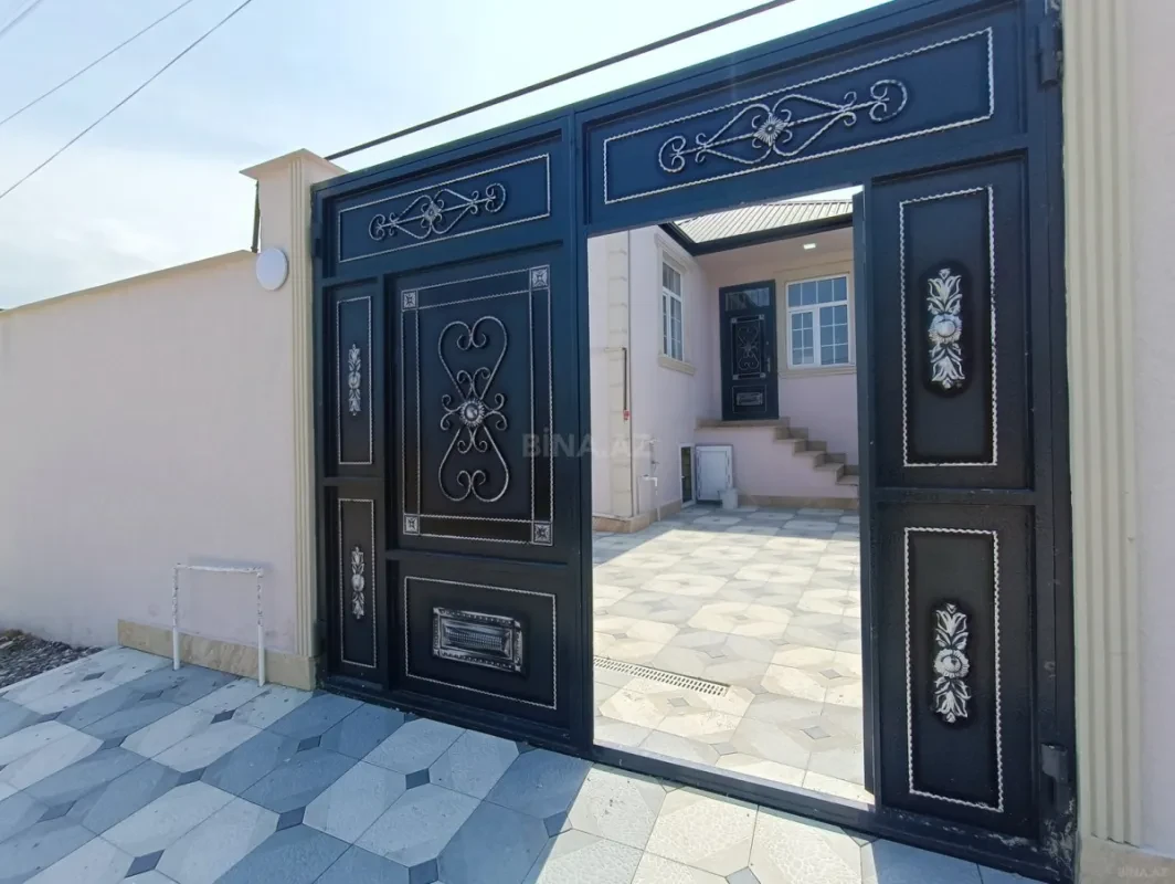 Satılır 4 otaqlı həyət evi 95 m²