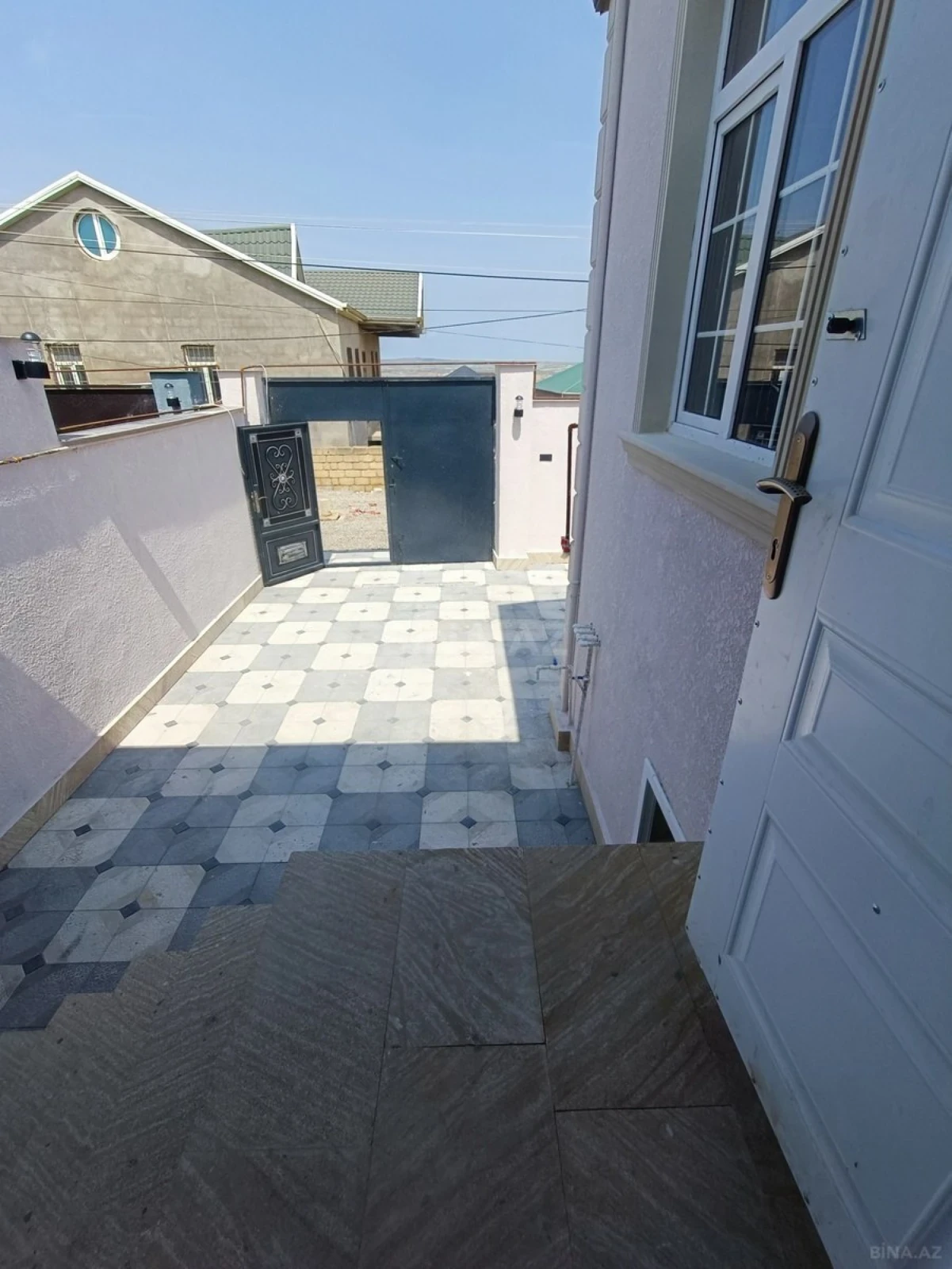 Satılır 4 otaqlı həyət evi 95 m²
