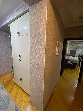 Kirayə verilir 2 otaqlı mənzil 85 m²