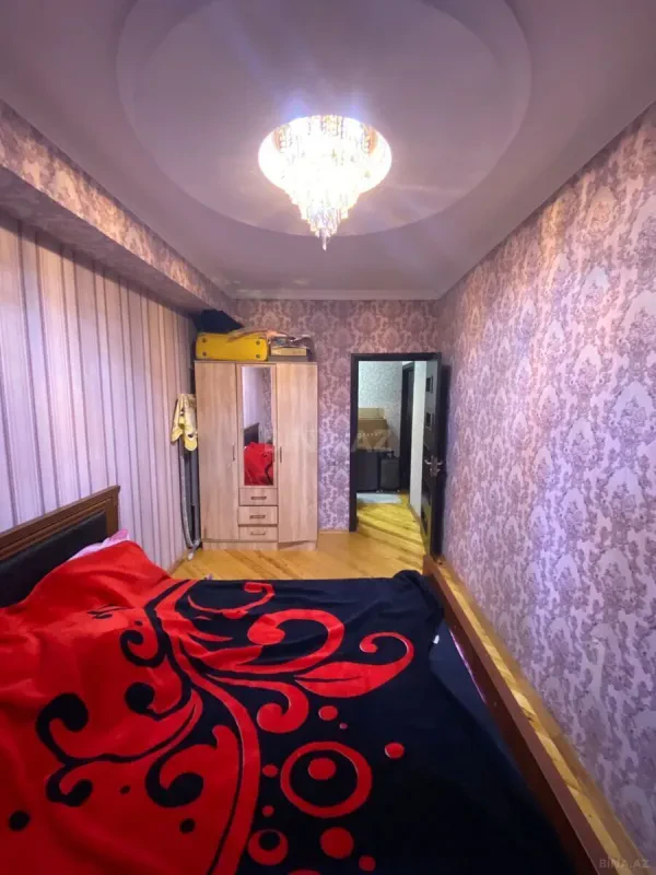 Kirayə verilir 2 otaqlı mənzil 85 m²