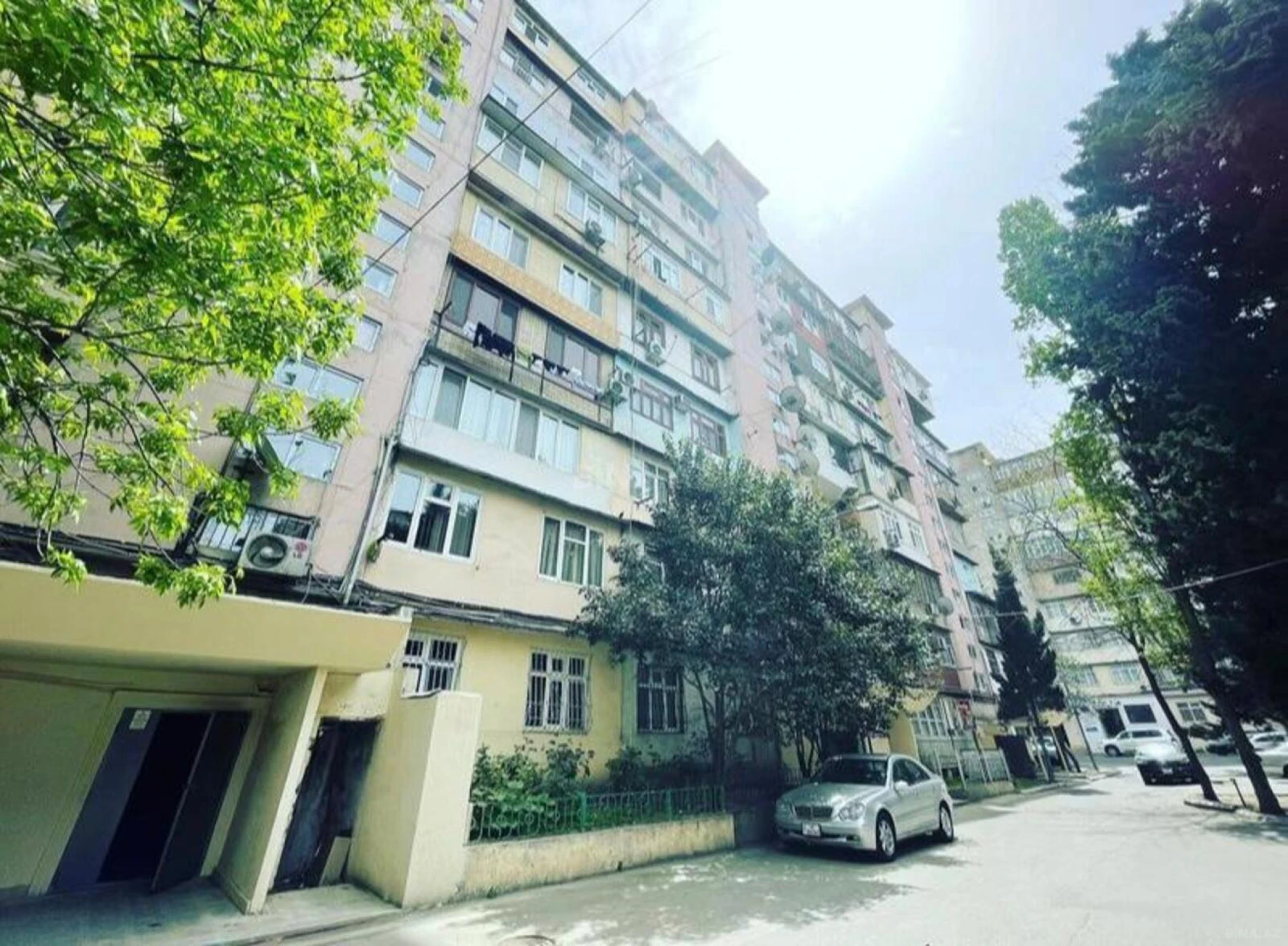 Satılır 2 otaqlı mənzil 45 m²