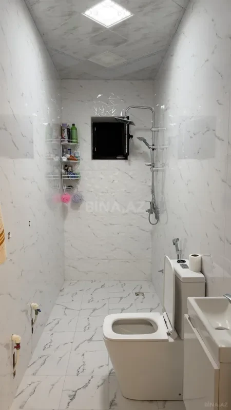 Satılır 6 otaqlı həyət evi 270 m²