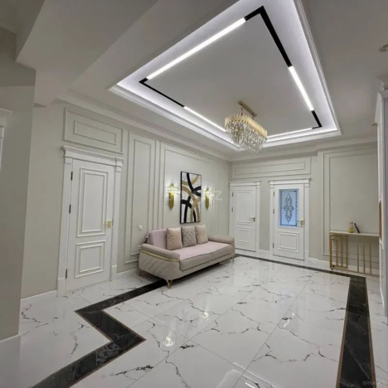 Kirayə verilir 3 otaqlı mənzil 110 m²
