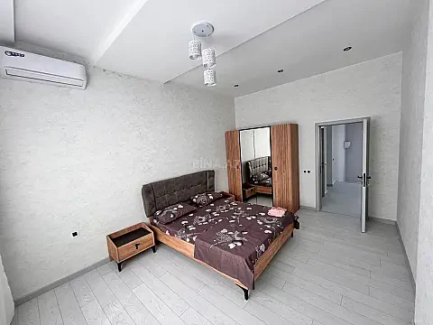 Kirayə verilir 6 otaqlı həyət evi 250 m²