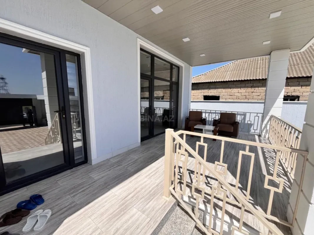 Kirayə verilir 6 otaqlı həyət evi 250 m²
