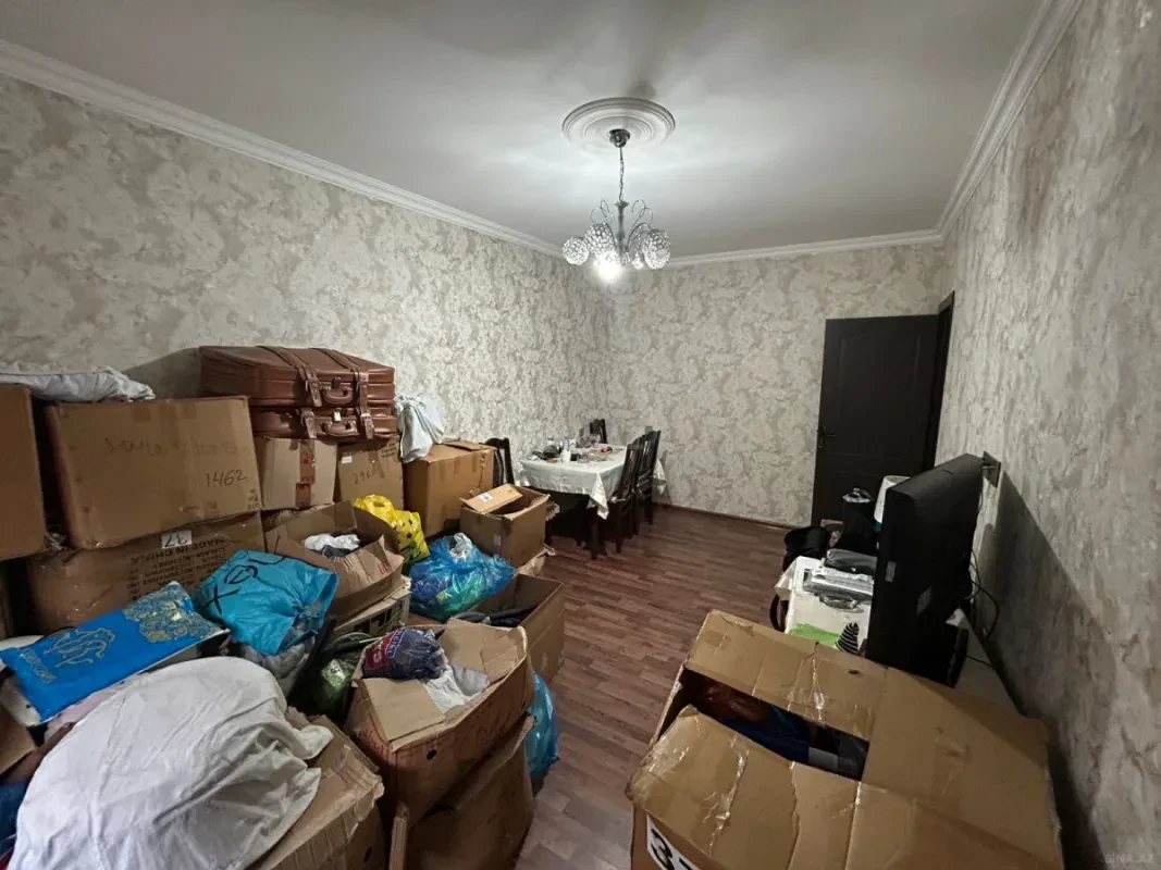 Satılır 3 otaqlı mənzil 60 m²