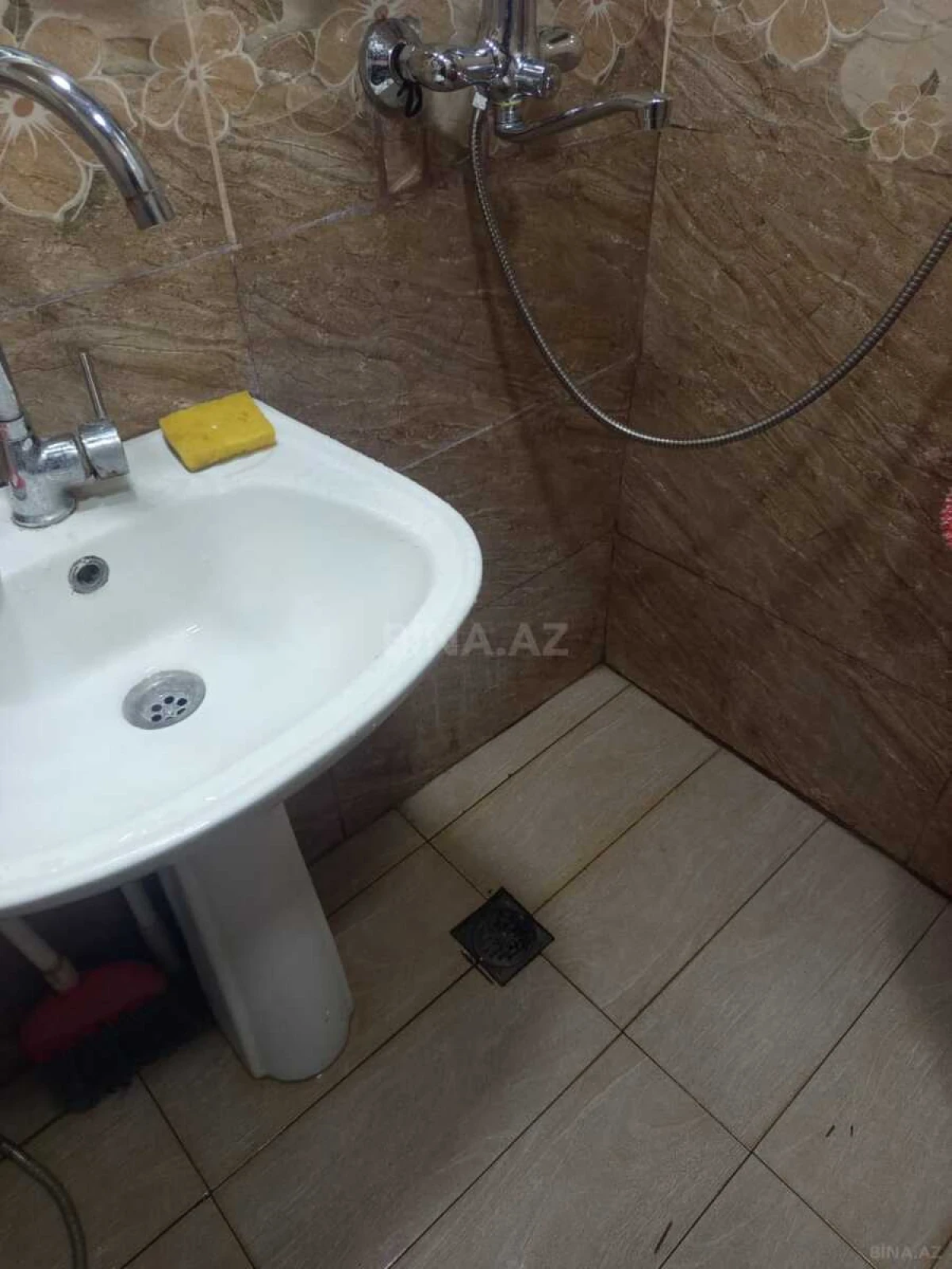 Satılır 1 otaqlı mənzil 41 m²