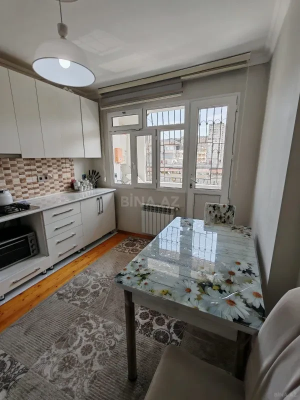 Satılır 2 otaqlı mənzil 60 m²
