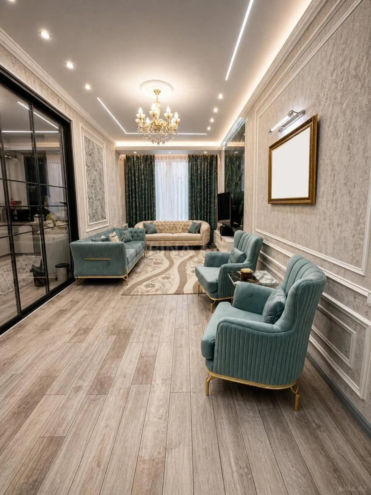 Satılır 3 otaqlı mənzil 117 m²