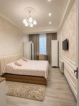 Satılır 3 otaqlı mənzil 117 m²