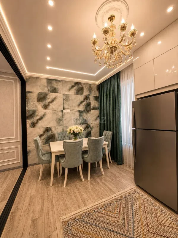 Satılır 3 otaqlı mənzil 117 m²