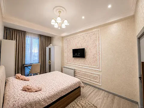 Satılır 3 otaqlı mənzil 117 m²