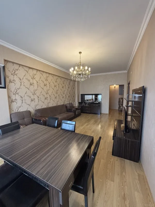 Kirayə verilir 3 otaqlı mənzil 92 m²