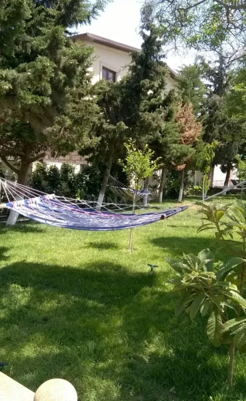 Kirayə verilir 6 otaqlı həyət evi 250 m²