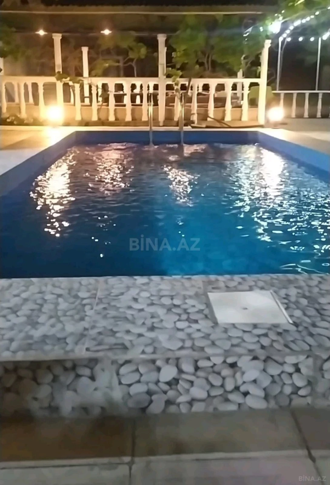 Kirayə verilir 6 otaqlı həyət evi 250 m²