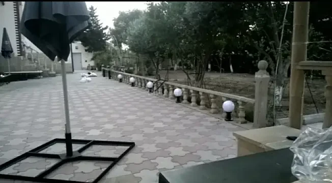 Kirayə verilir 6 otaqlı həyət evi 250 m²