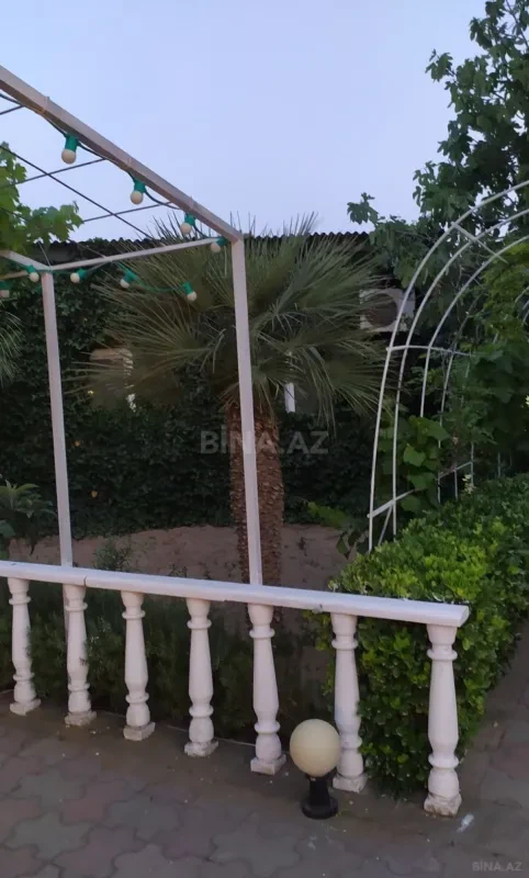 Kirayə verilir 6 otaqlı həyət evi 250 m²