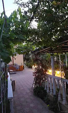 Kirayə verilir 6 otaqlı həyət evi 250 m²