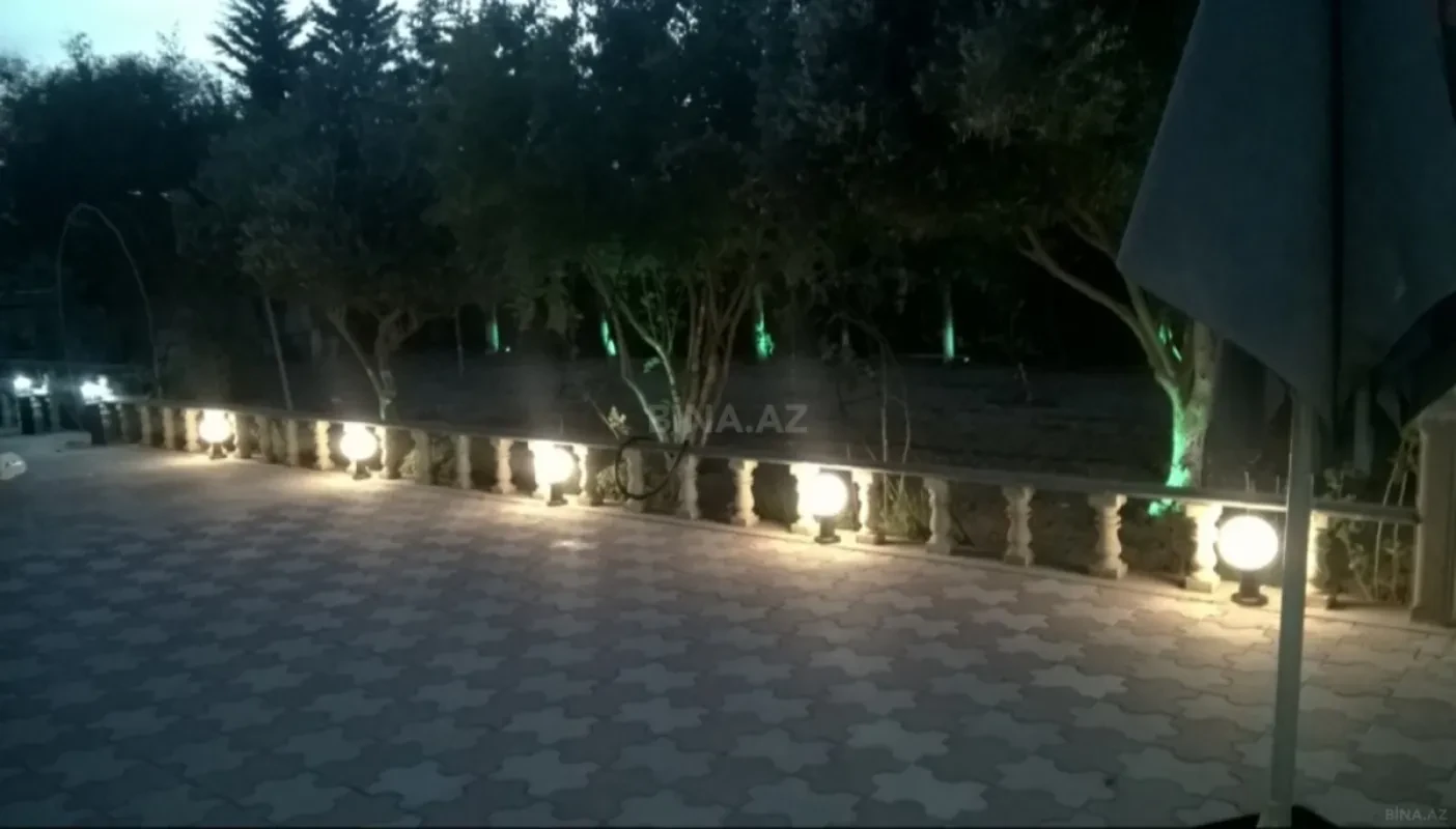Kirayə verilir 6 otaqlı həyət evi 250 m²