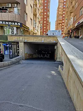Satılır 4 otaqlı mənzil 142 m²