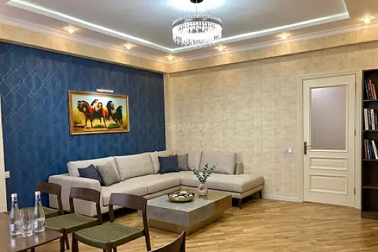 Satılır 2 otaqlı mənzil 69 m² — Bakı, Memar Əcəmi yanı 2 otaq 69.00 m²