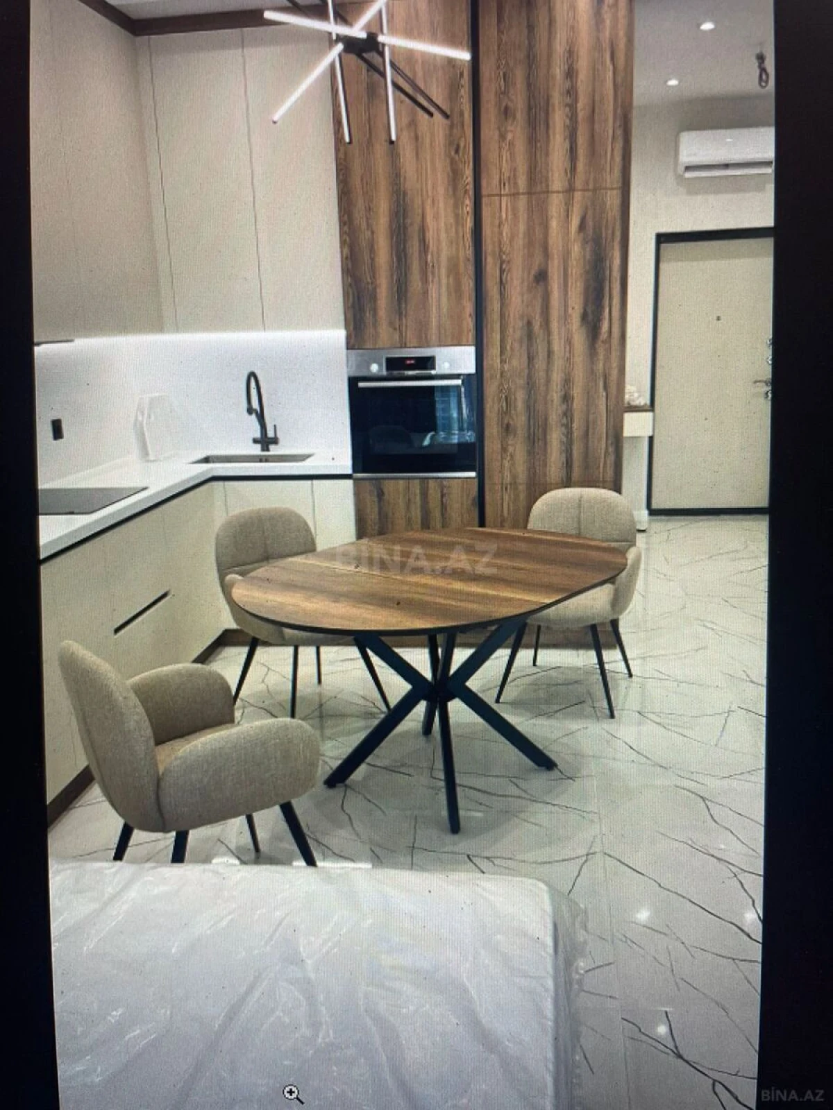 Kirayə verilir 1 otaqlı mənzil 57 m²