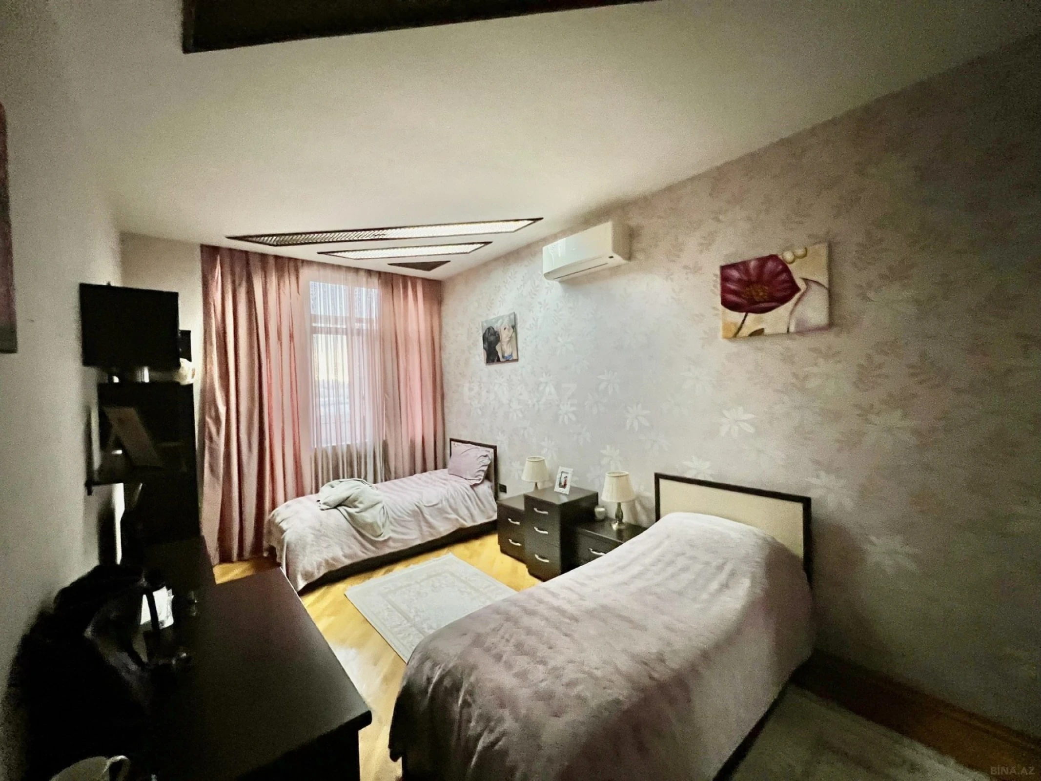 Satılır 3 otaqlı mənzil 141 m²