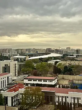 Satılır 3 otaqlı mənzil 141 m²