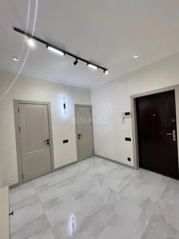 Satılır 3 otaqlı mənzil 95 m²