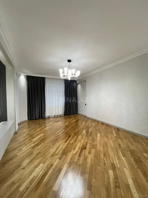 Satılır 3 otaqlı mənzil 95 m²