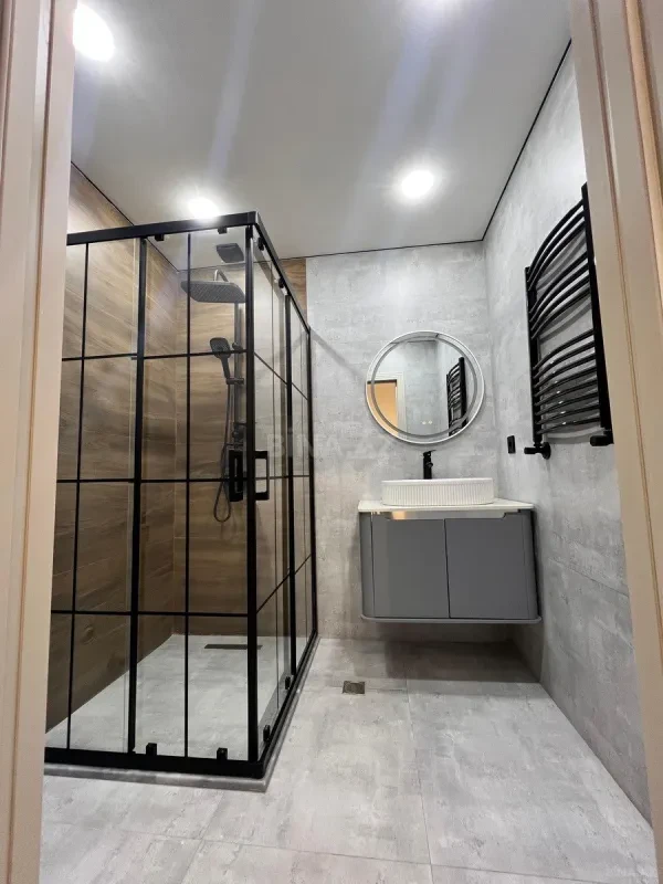 Satılır 3 otaqlı mənzil 95 m²