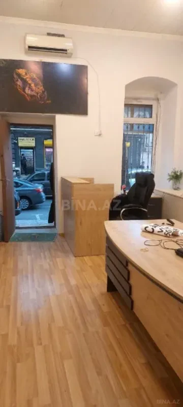 Kirayə verilir 3 otaqlı ofis 60 m²