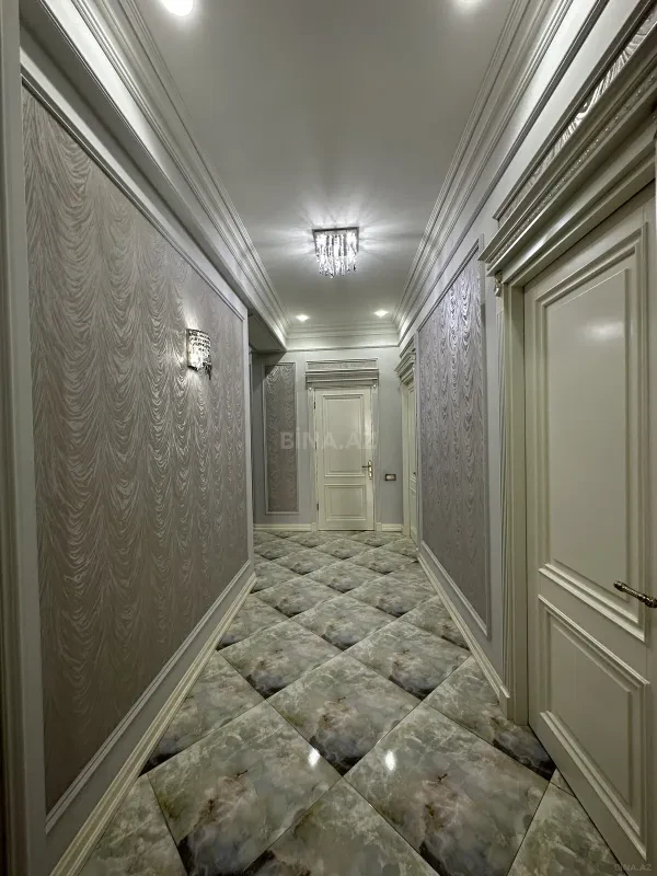 Satılır 3 otaqlı mənzil 110 m²
