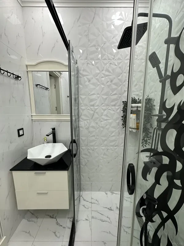 Satılır 3 otaqlı mənzil 110 m²
