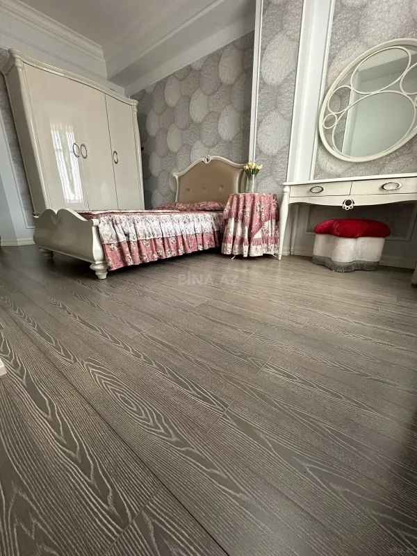 Satılır 3 otaqlı mənzil 110 m²