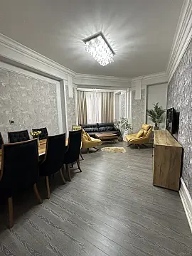 Satılır 3 otaqlı mənzil 110 m²