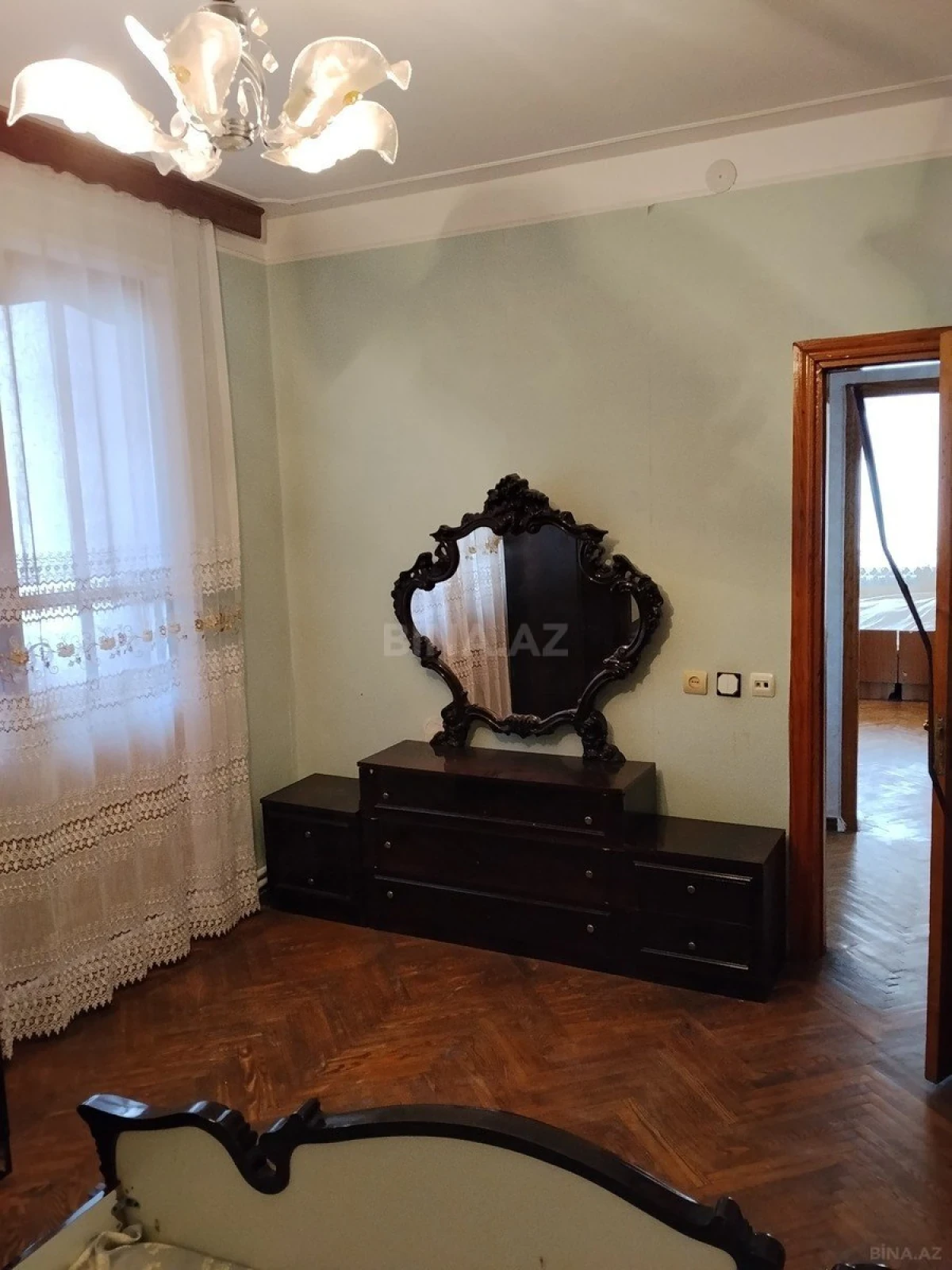 Kirayə verilir 2 otaqlı mənzil 60 m²